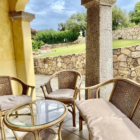 Bellissima Alessandra Grande Piscina Privata Giardino Bq Posto Auto *
