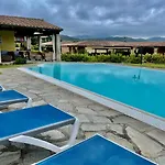 Bellissima Alessandra Grande Piscina Privata Giardino Bq Posto Auto Villa *