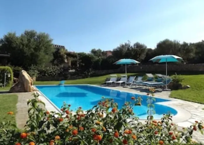 Bellissima Alessandra Grande Piscina Privata Giardino Bq Posto Auto Villa Tanaunella