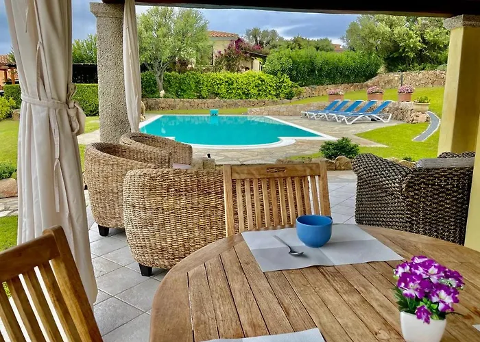 Bellissima Alessandra Grande Piscina Privata Giardino Bq Posto Auto Tanaunella