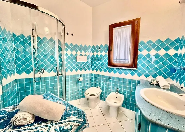 Bellissima Alessandra Grande Piscina Privata Giardino Bq Posto Auto *