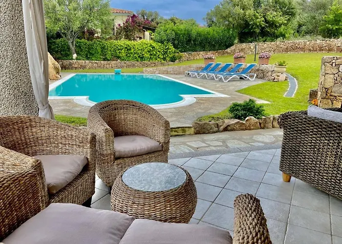 Bellissima Alessandra Grande Piscina Privata Giardino Bq Posto Auto Tanaunella