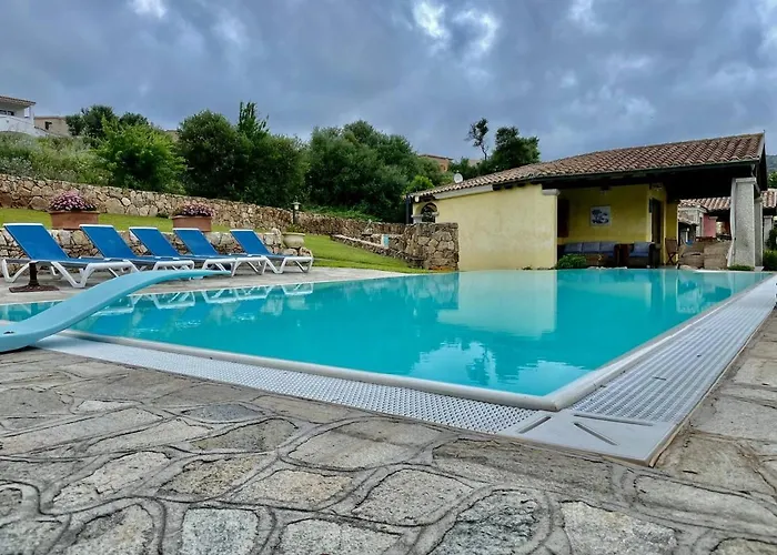 Bellissima Alessandra Grande Piscina Privata Giardino Bq Posto Auto Tanaunella